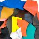 0,7 kg chutes de cuir multicolores
