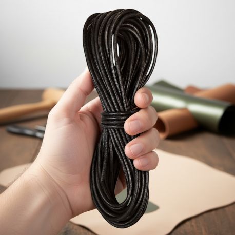 1 mètre de gros cordon en cuir rond Noir diam. 3,8 mm