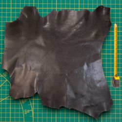 Peau entière de Chèvre 2nd choix Marron