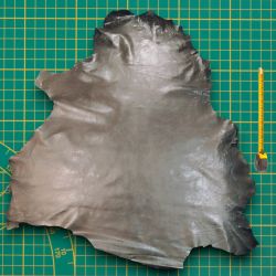 Peau entière de Chèvre 2nd choix Marron