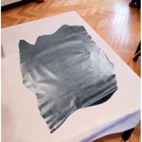 Peau entière de Chèvre argentée